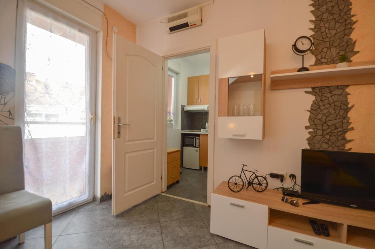 Misha Studio - Cozy Place To Stay In Novi Sad Exterior foto