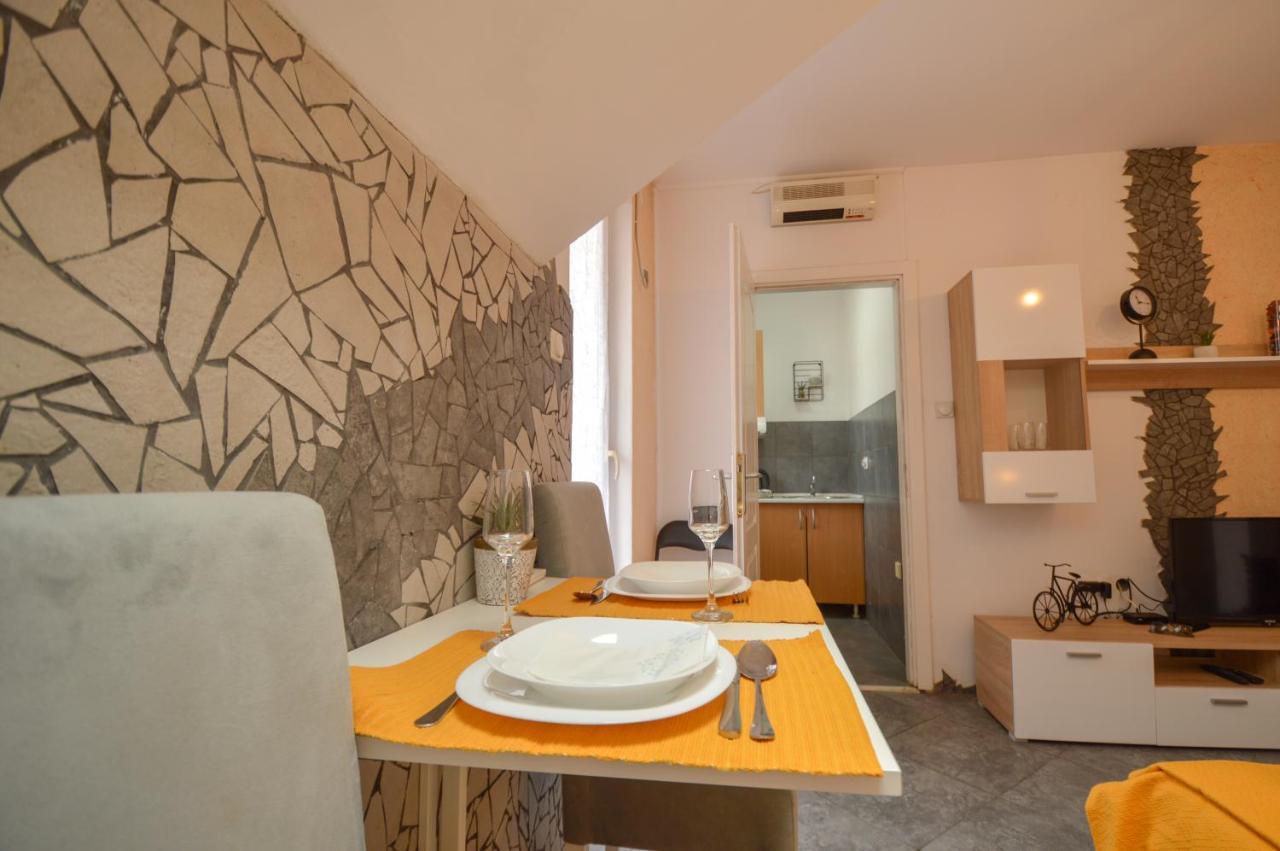 Misha Studio - Cozy Place To Stay In Novi Sad Exterior foto